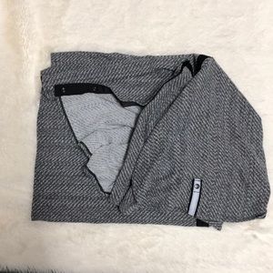 Button scarf- Lululemon